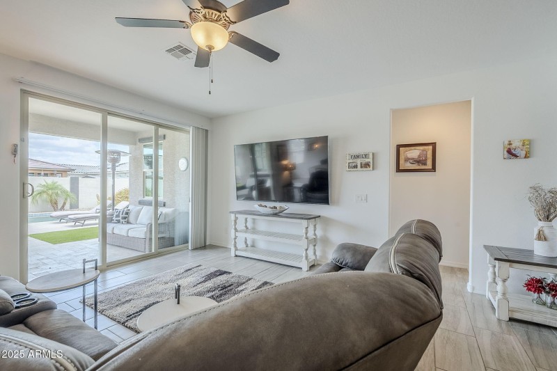 14-web-or-mls-Chevelon-14