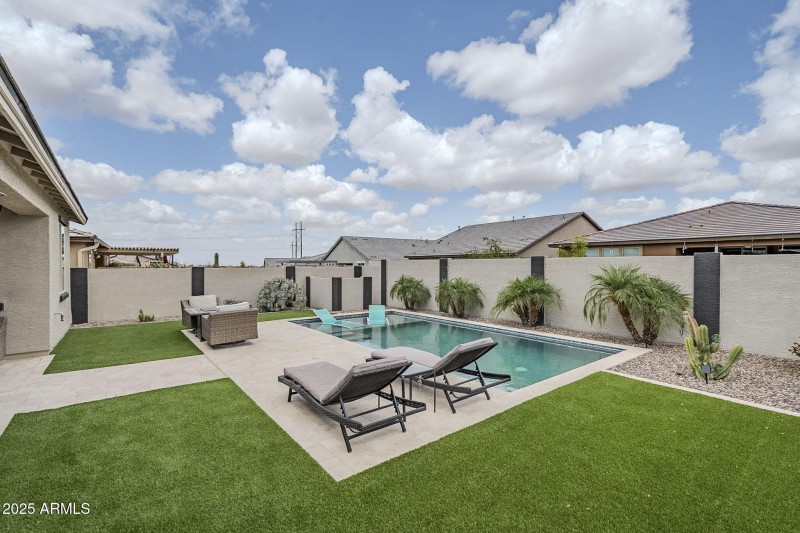 50-web-or-mls-Chevelon-50