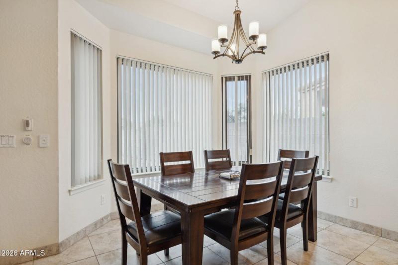 15-web-or-mls-4831-e-fernwood-ct