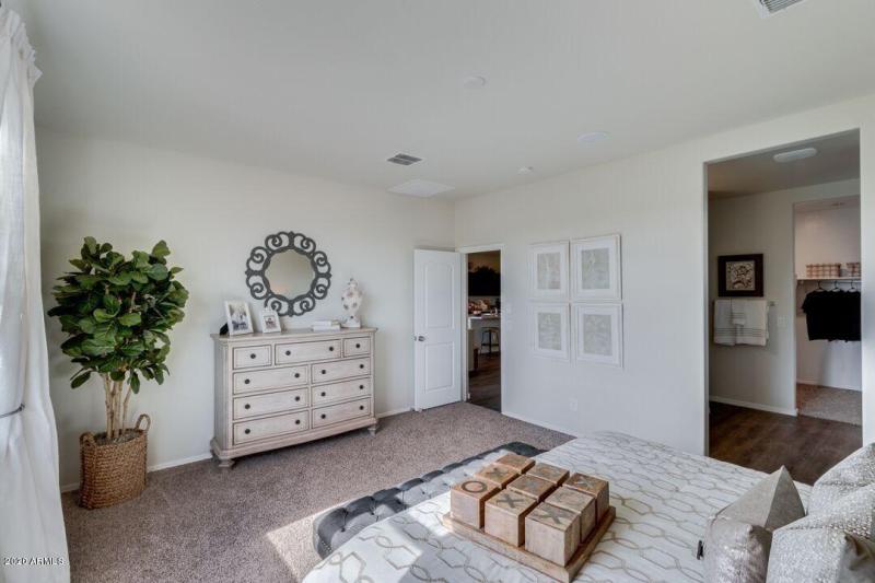 20191001003745759443000000-o