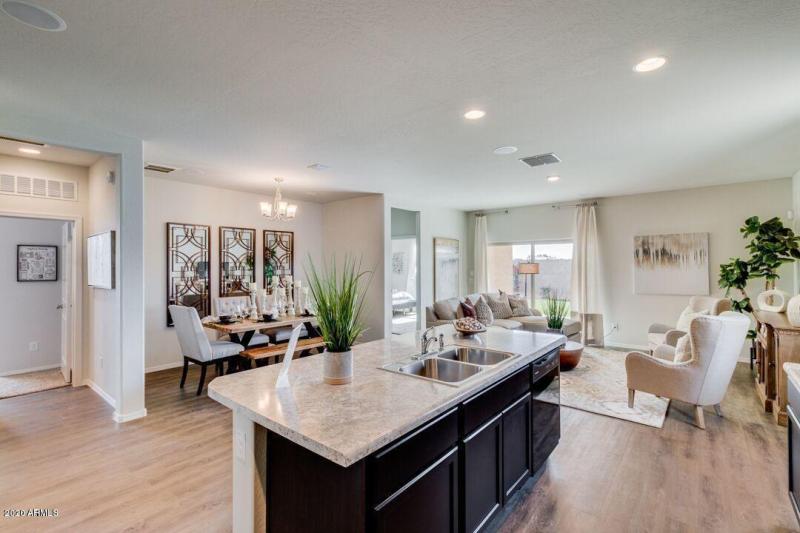 20191001003745059374000000-o