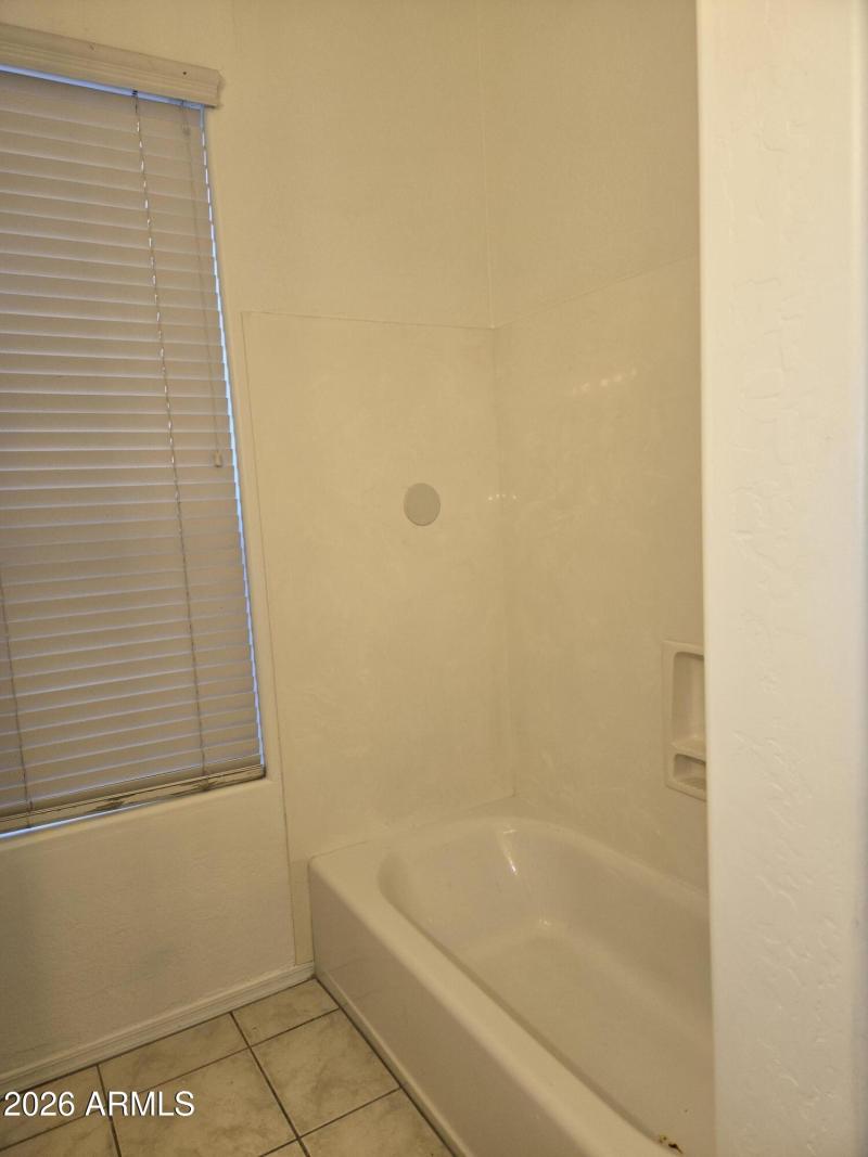 Guest Room Tub Shower