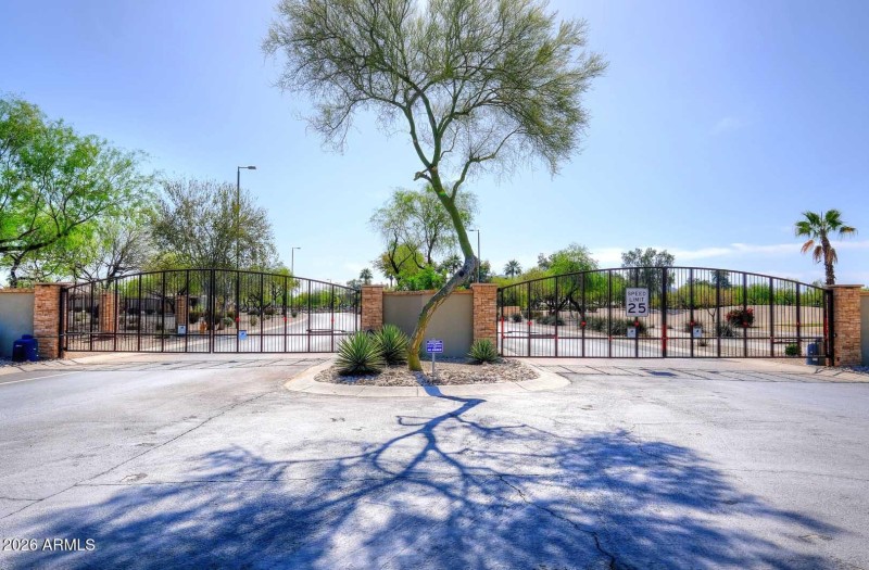 Solera-Gated Entrance