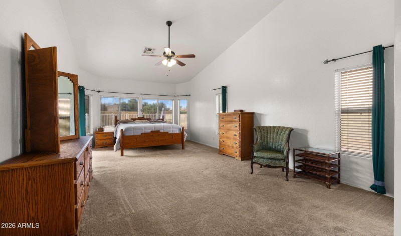 25-web-or-mls-Primary Bedroom3