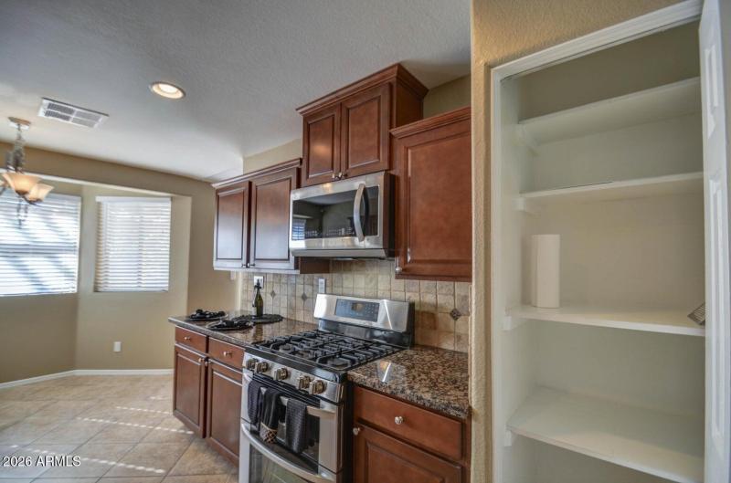 20190415181614853463000000-o