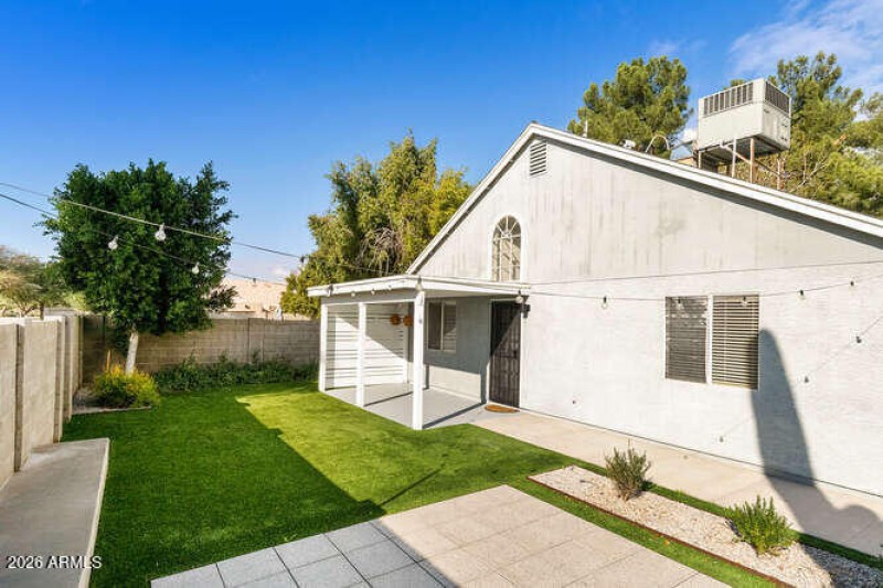 256 S Rush Cir W Chandler AZ-small-032-0