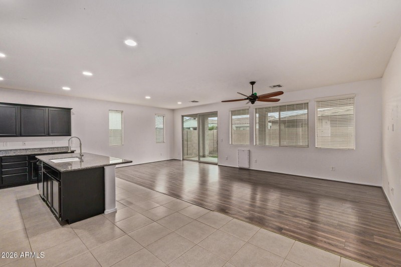 Living Kitchen Entry