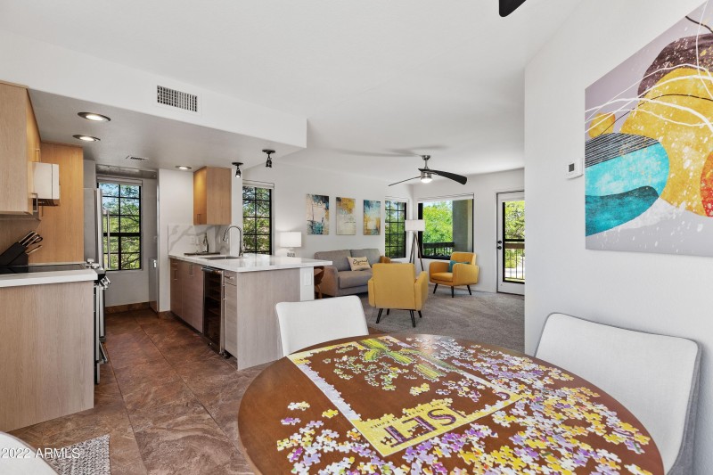 Relax Enjoy, Welcome!