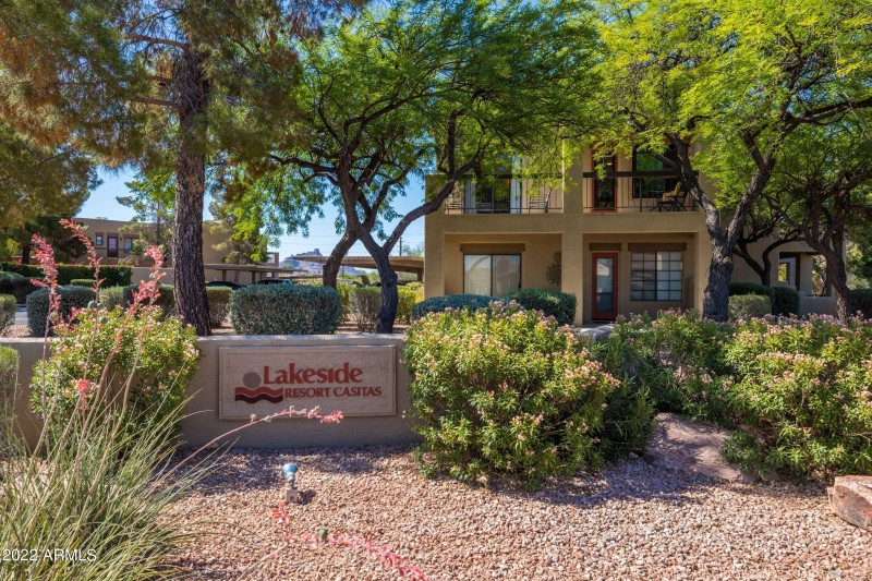Double balcony condo