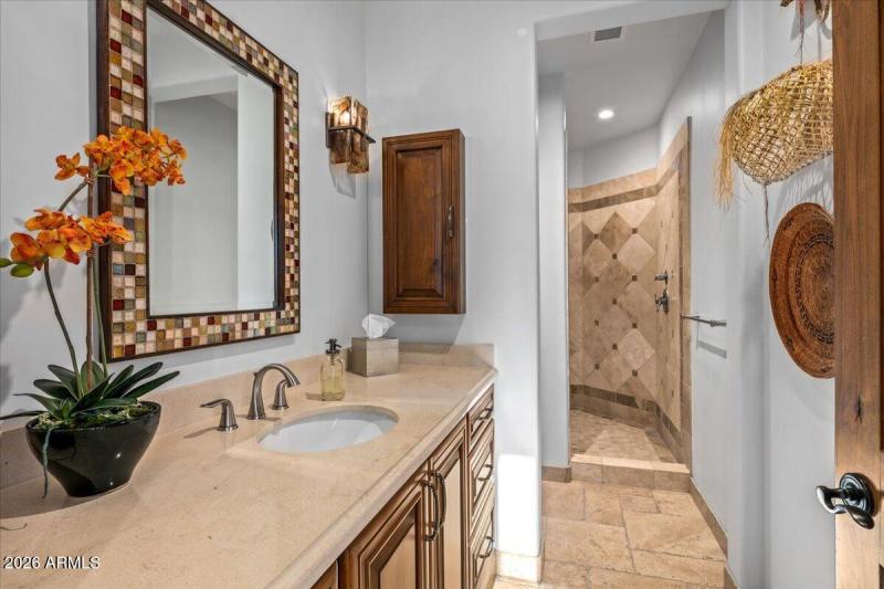 Jr Primary Suite Bath