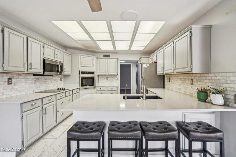 22-web-or-mls-W Antelope Dr-S0301-022