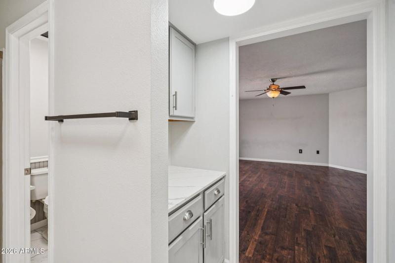 33-web-or-mls-W Antelope Dr-S0301-033