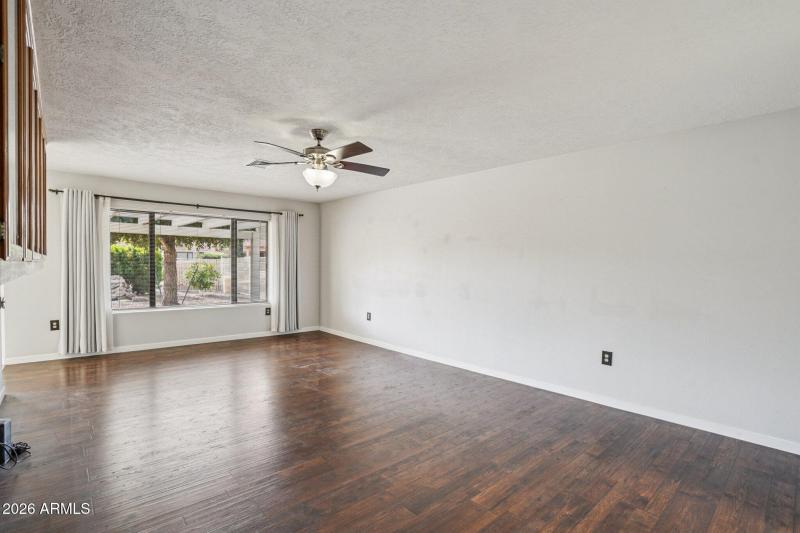 36-web-or-mls-W Antelope Dr-S0301-036