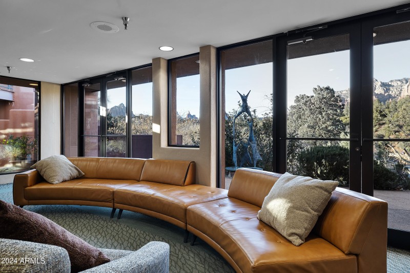 333 Schnebly Hill Rd-95