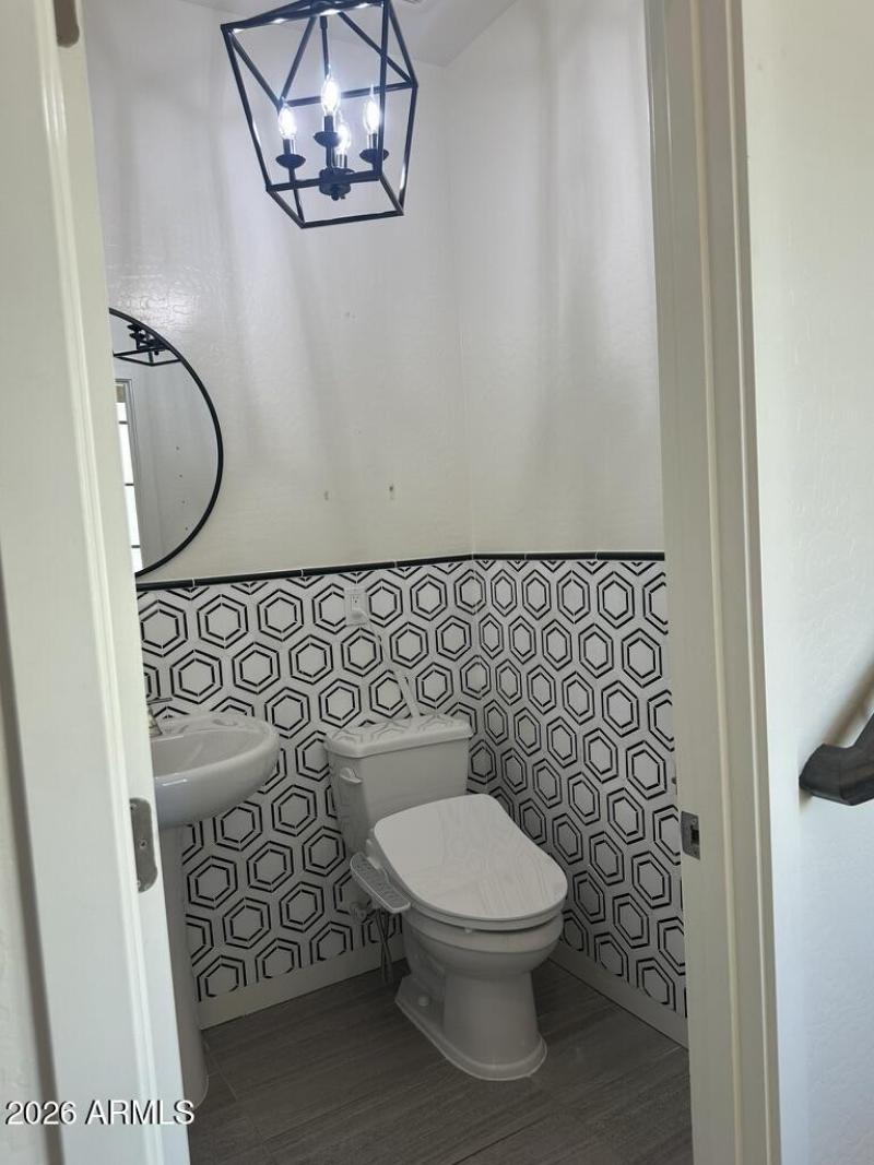 E004686A-06C1-4C69-9C34-F9AA9AADB7F5_1_1