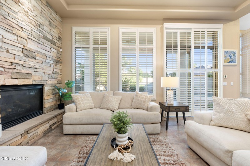 19-web-or-mls-DSC01535