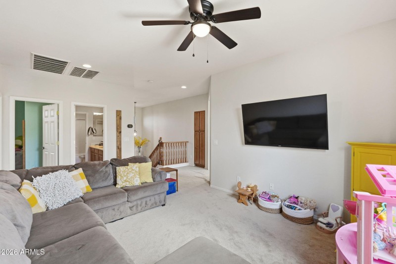 Upstairs Large Loft!