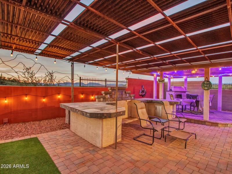 Evening_03-Backyard--(11)