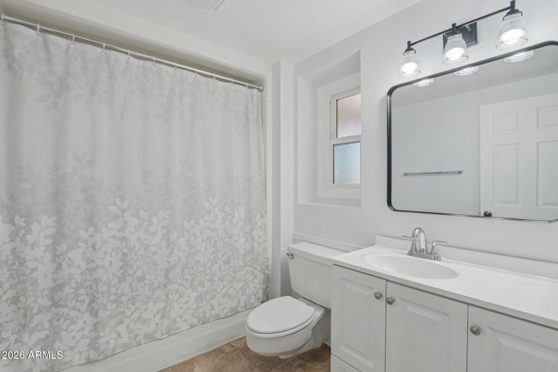 18-web-or-mls-N 134th Dr-S0301-018