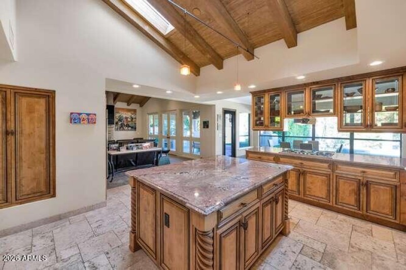 4214 E Claremont Ave-small-020-040-TOD22