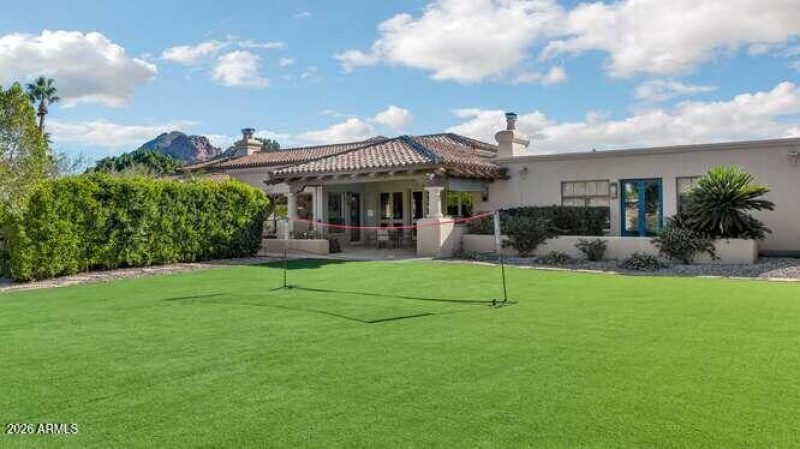 4214 E Claremont Ave-small-040-017-TOD22