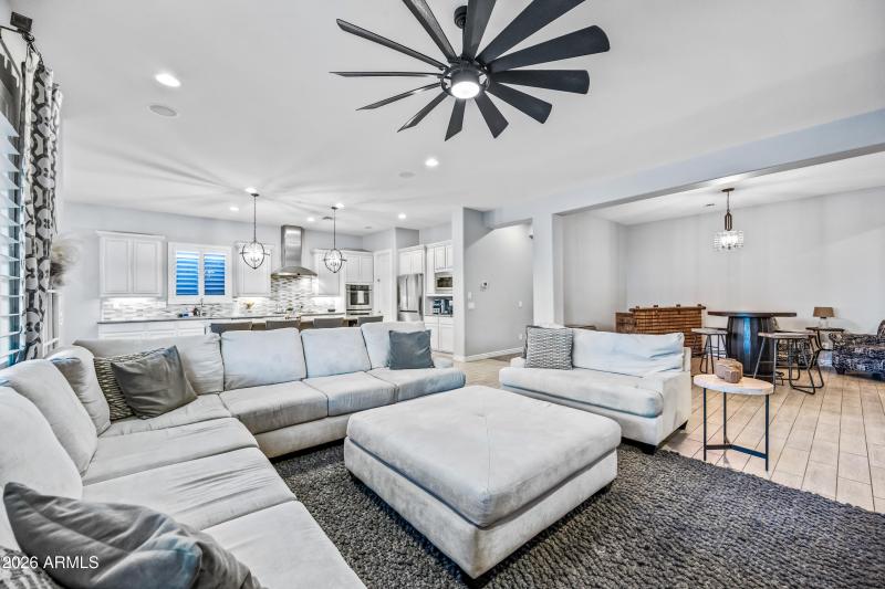 17-28077N100D-ocupix-12-30