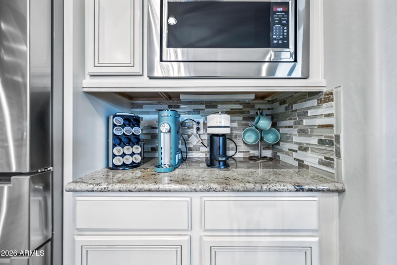 27-28077N100D-ocupix-12-30