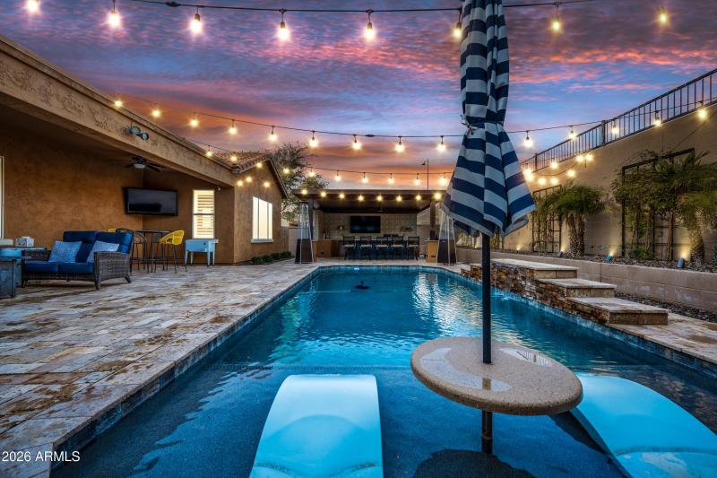 39-28077N100D-ocupix-12-30