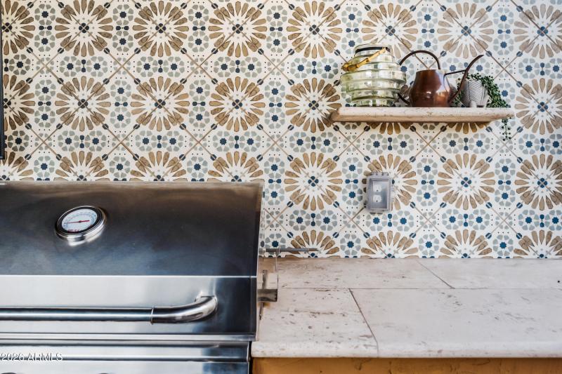 58-28077N100D-ocupix-12-30