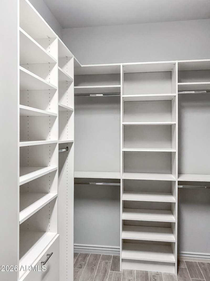 79-28077N100D-ocupix-12-30