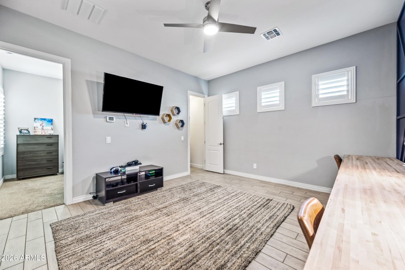 88-28077N100D-ocupix-12-30