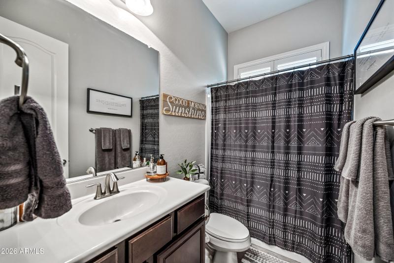 105-28077N100D-ocupix-12-30