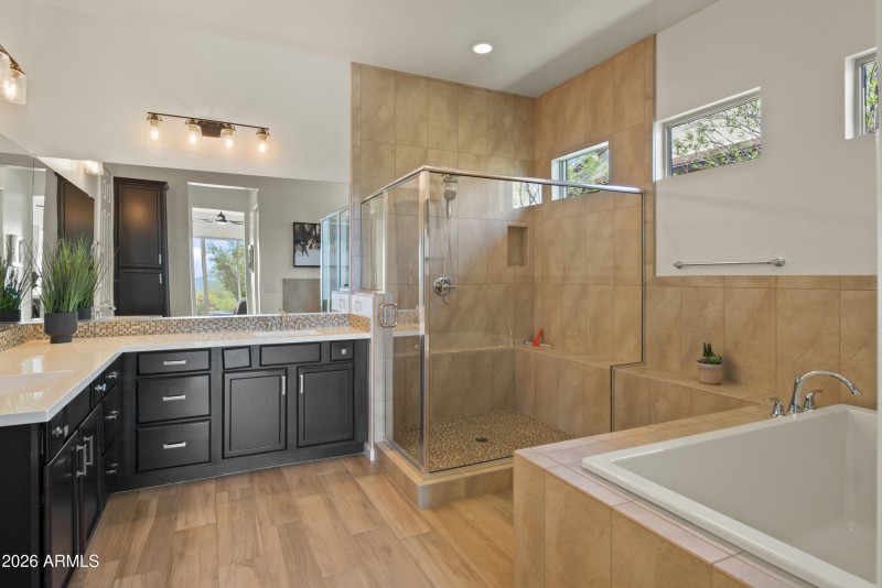 3623 Stampede Dr00014