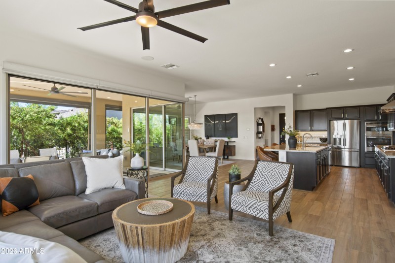 3623 Stampede Dr00035