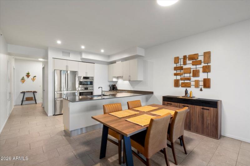 Dining Area & Modern Kitchen