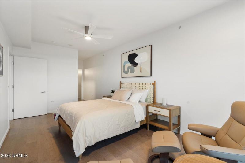 Bright Guest Bedroom Retreat