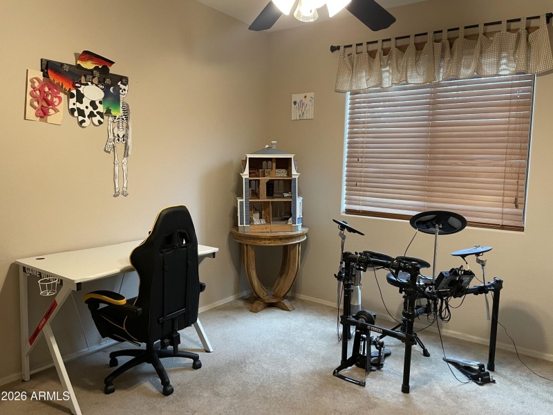 Guest Bedroom (5) Downstairs