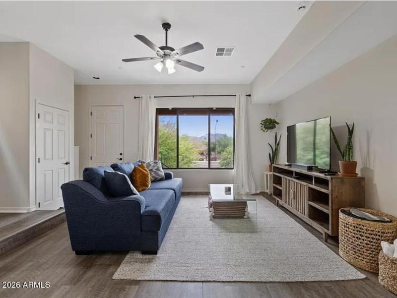 Screenshot_20251206_211116_Gallery