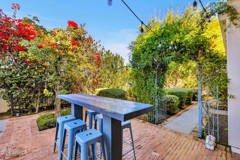 42-web-or-mls-896A7186