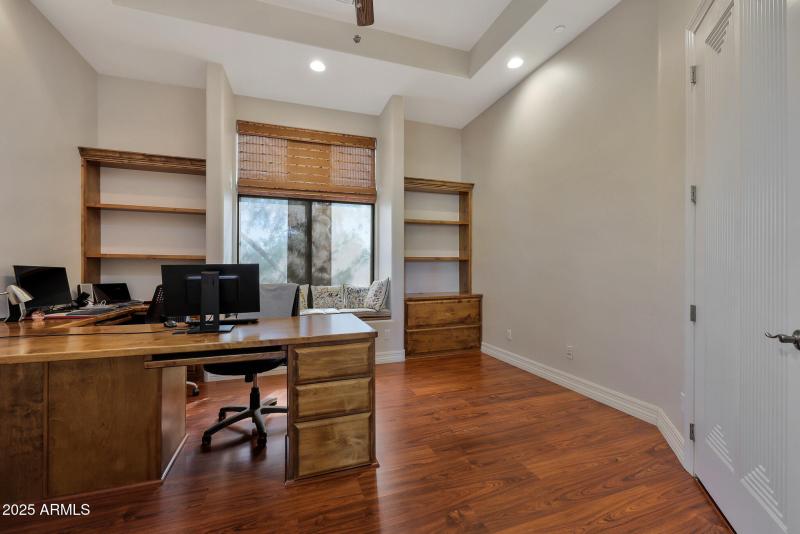 Office (Or 4th Bedroom)