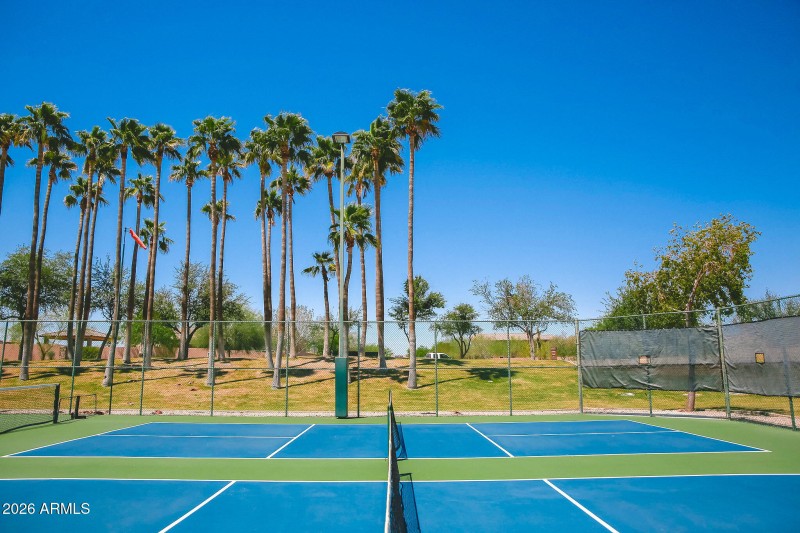Pickleball-Tennis Courts