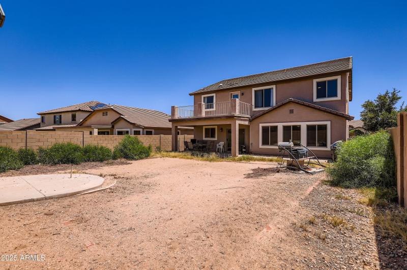 18182 W Desert lane - MLS Sized - 028 -