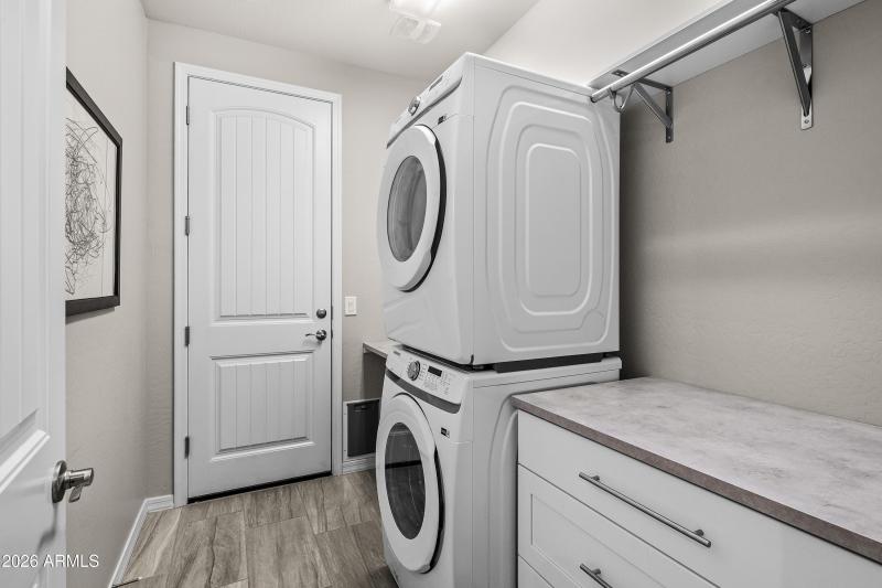 12580-East-Nandina-Pl-43