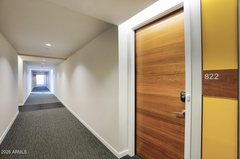 200 W PORTLAND ST 822