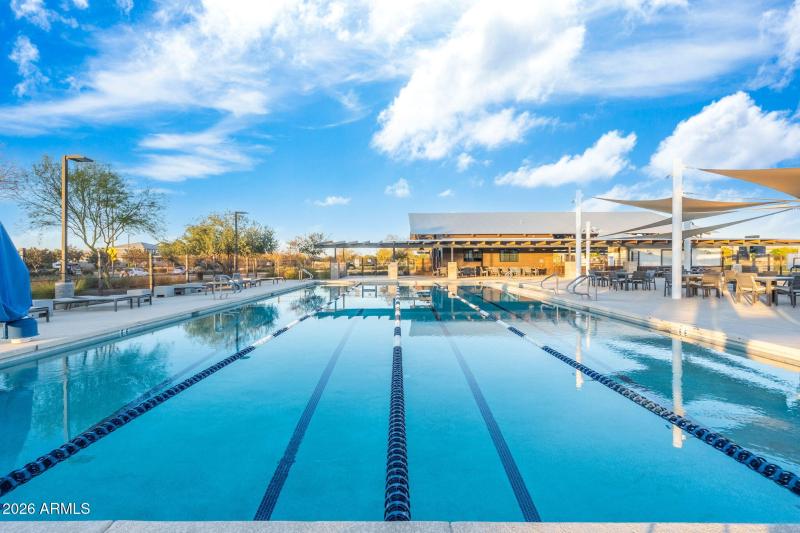 60-web-or-mls-Photo Jan 04 2026, 6 00 41