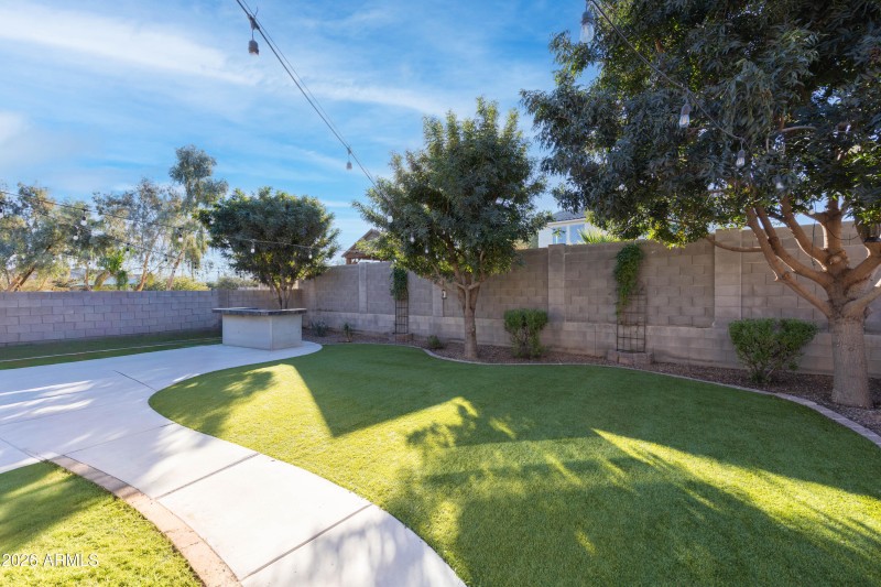 W Arroyo Way (2421)-2