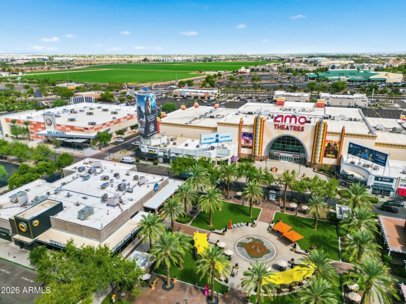 Entertainment & Restaurants Nearby