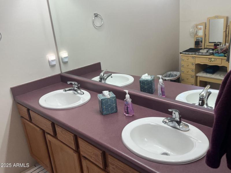 Double Sinks