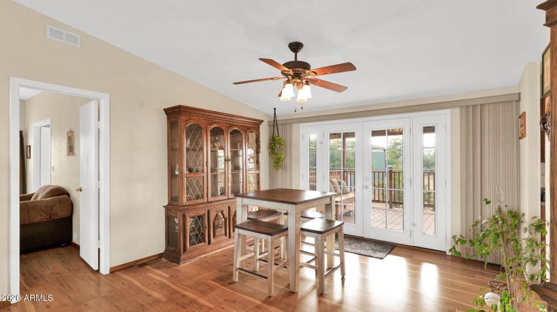 27-web-or-mls-P1398261