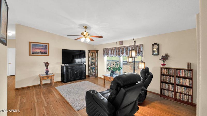 28-web-or-mls-P1398275